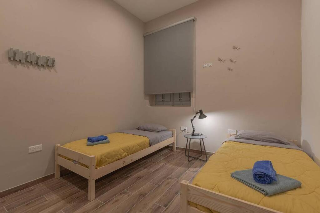 Sliema - 2 Mins From The Beach Apartment Exterior photo